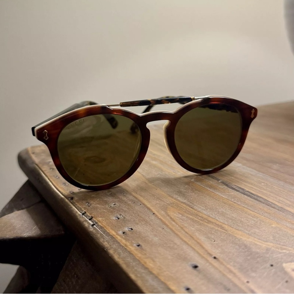 Gucci - Round Acetate Sunglasses - Turtle Acetate with Light Horn Detail